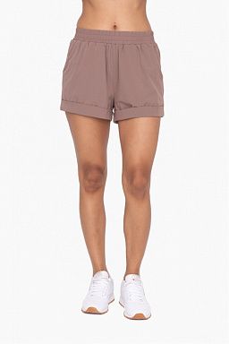 High-Waist Athleisure Shorts with Cuffed Leg