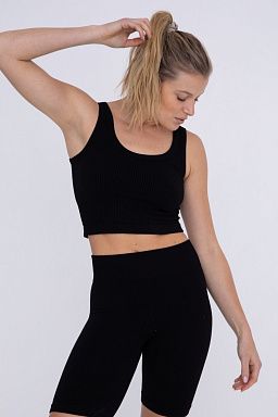 Ribbed Seamless Scoop Neck Tank Top